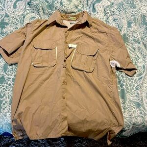 Fishing/ out door shirt. XL. Multiple pockets